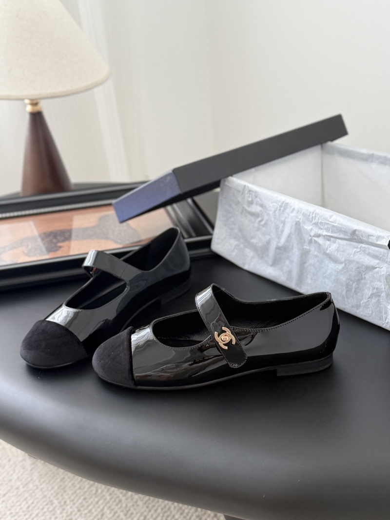 Ch**el flat shoes